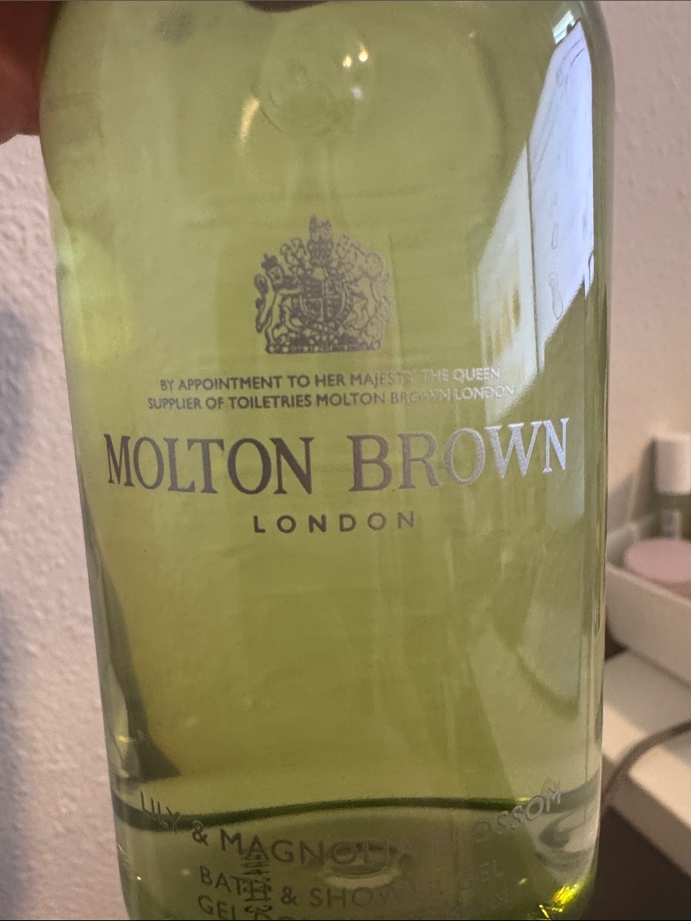 Molton Brown Lilly and Magnolia Blossom Bath & Shower Gel — NWOT - Picture 2 of 6